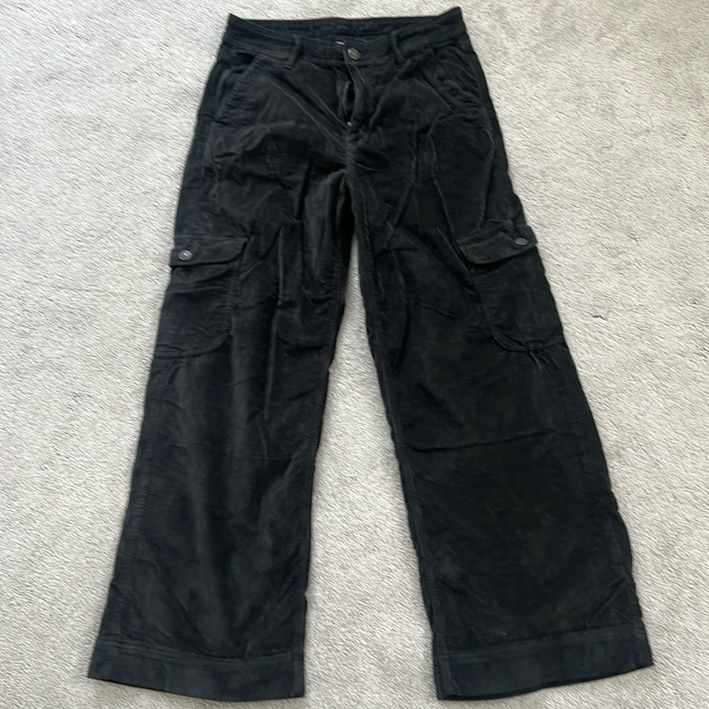 8 short black corduroy cargo pants